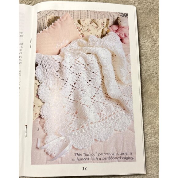 Lil Sweetheart Baby Afghans Crochet Pattern Book Leisure Arts 2002 - Picture 4 of 5